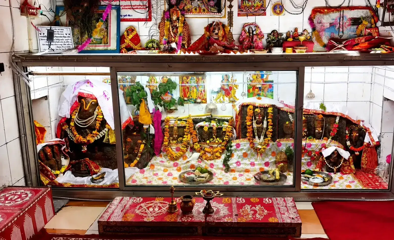 Tripur Sundari Temple sanctum