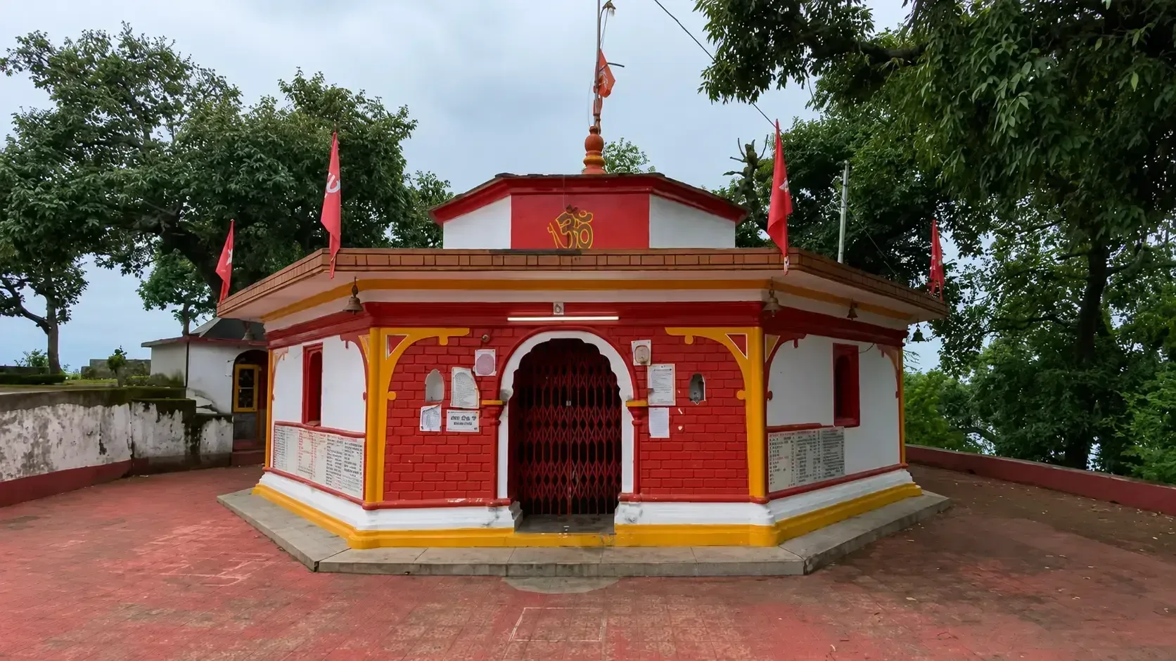 Banri Devi Maa idol inside temple